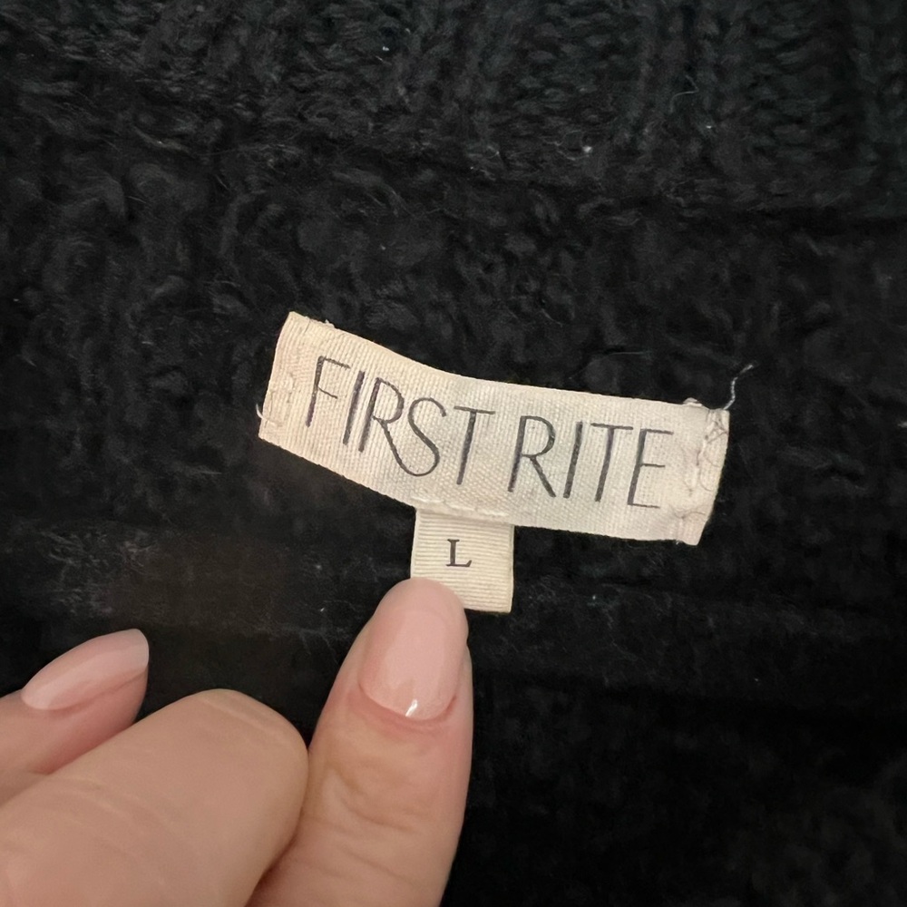 First Rite Textured Cropped Sweater - Picture 2 of 4